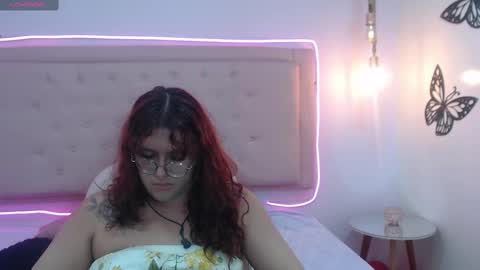 Snapshot of kate_pickman chatting on March 4, 9:29 am kate online show from March 4, 9:29 am