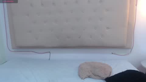 Snapshot of kate_pickman chatting on March 11, 6:43 am kate online show from March 11, 6:43 am