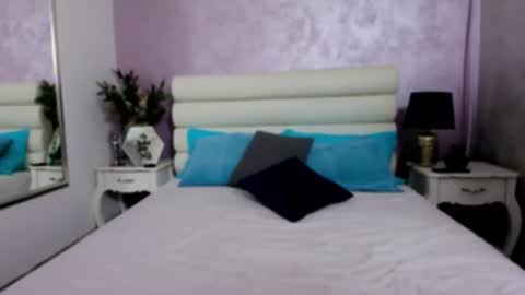 Kate online show from August 4, 5:26 pm