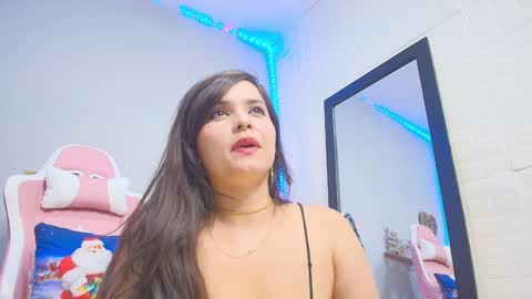 KateAdams online show from December 6, 6:39 pm