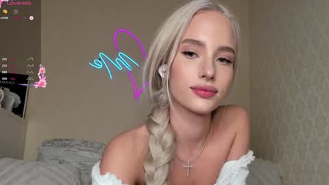 Snapshot of katebremar chatting on January 22, 12:06 am online show from January 22, 12:06 am