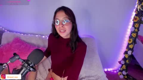 Snapshot of kateraw chatting on December 4, 6:55 am Kate online show from December 4, 6:55 am