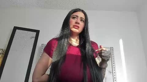 love meeee online show from April 24, 9:39 pm