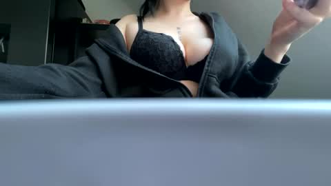 KateSunshine69 online show from March 2, 4:47 pm