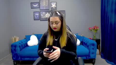 Kate online show from March 4, 6:18 pm