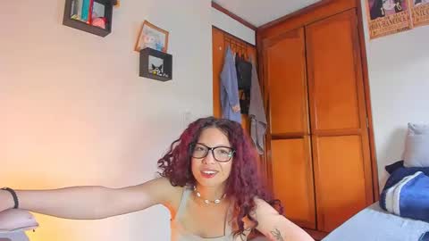 Snapshot of kathc_19 chatting on January 25, 8:53 pm Katerine online show from January 25, 8:53 pm