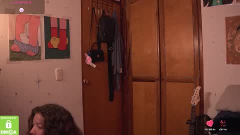 Snapshot of kathc_19 chatting on November 23, 2:44 am Katerine online show from November 23, 2:44 am