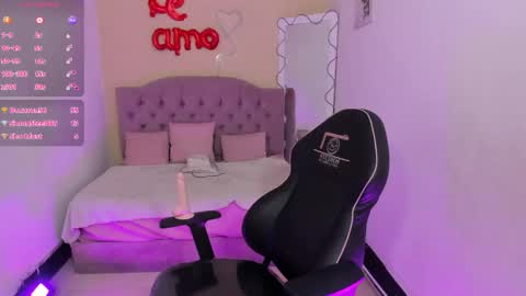 KATHERINE online show from April 16, 9:39 pm