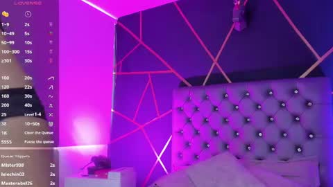 Snapshot of katherinee_scott chatting on July 15, 8:58 pm your kathe online show from July 15, 8:58 pm