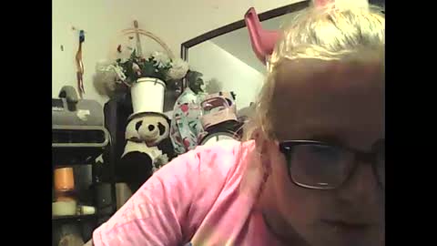katherinelynn8685 online show from May 24, 12:59 am