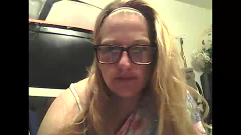 katherinelynn8685 online show from May 25, 4:51 am