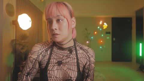 Snapshot of katherynlin chatting on October 27, 8:35 pm Kathy online show from October 27, 8:35 pm