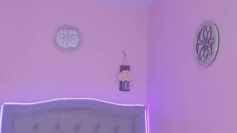 Snapshot of kathia_saenz chatting on February 5, 7:07 am Kathia online show from February 5, 7:07 am