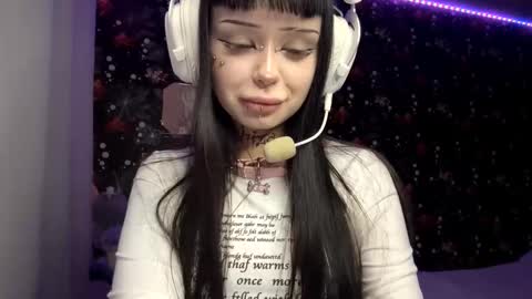 Snapshot of kathimatayoshi chatting on February 15, 3:20 pm Luna online show from February 15, 3:20 pm