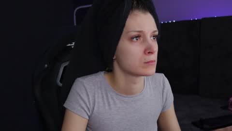 kathleen_frost online show from December 3, 6:26 am