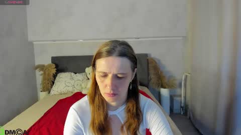Snapshot of kathrine_meye chatting on July 13, 12:57 am Katy online show from July 13, 12:57 am