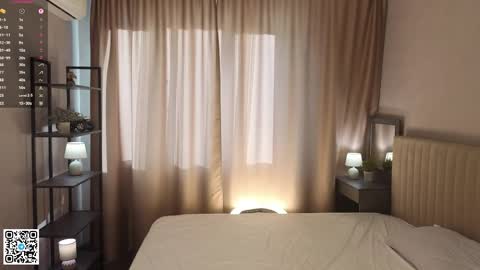 Lola online show from March 27, 4:29 am