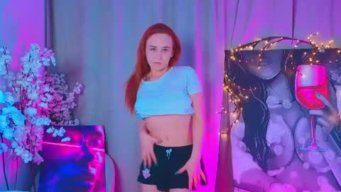 Bonie  online show from April 15, 7:10 pm