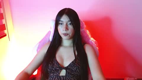 Snapshot of kathy_de chatting on November 10, 2:43 am kathy de online show from November 10, 2:43 am