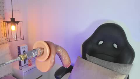 Snapshot of kathy_naughty1 chatting on January 15, 3:39 pm Khaty online show from January 15, 3:39 pm