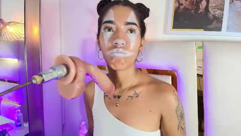 Khaty online show from December 17, 3:40 pm