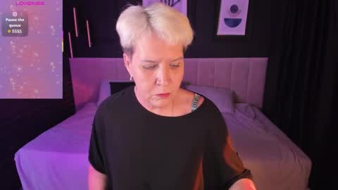 Kathy online show from March 28, 1:33 pm