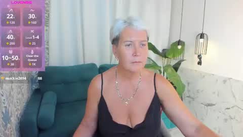 Snapshot of kathy_sunn chatting on July 18, 3:16 pm Kathy online show from July 18, 3:16 pm