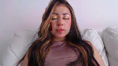 Snapshot of kathyrose_ chatting on February 25, 8:09 pm Kathy online show from February 25, 8:09 pm