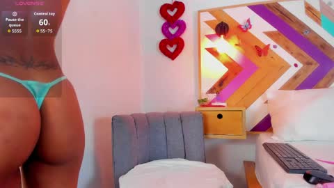 Katia online show from April 8, 7:47 pm