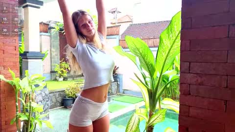 Katie online show from March 11, 2:06 am