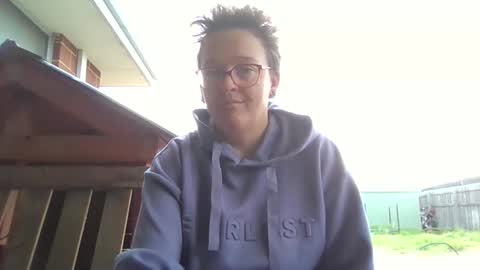 Katie  online show from June 10, 2:12 am