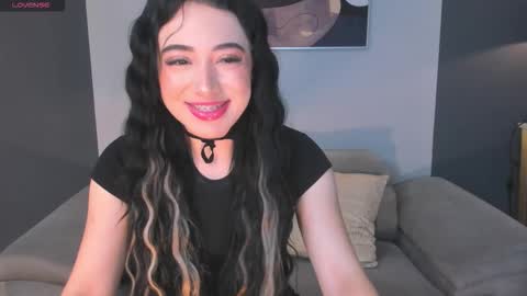 katieangel1 online show from October 10, 11:42 am