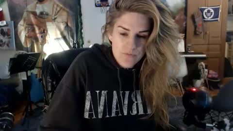 Katie online show from March 25, 3:56 am