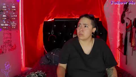 SHARON  KATIEE online show from December 17, 11:49 am