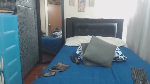 katie online show from January 28, 1:59 pm