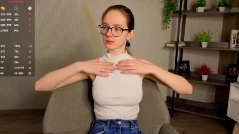 Scarlett online show from April 1, 7:42 am