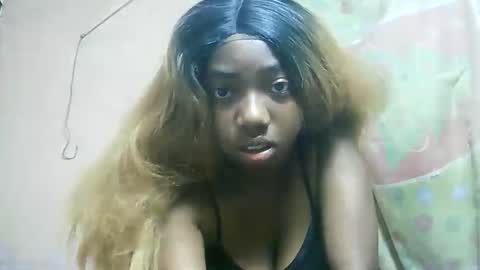 Snapshot of katissia9794 chatting on February 9, 9:52 pm katissia9794 online show from February 9, 9:52 pm