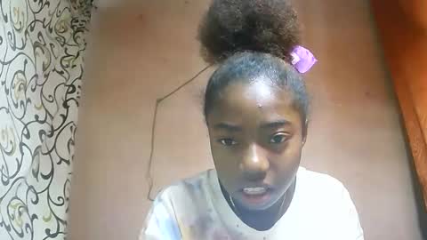 Snapshot of katissia9794 chatting on February 20, 9:26 pm katissia9794 online show from February 20, 9:26 pm