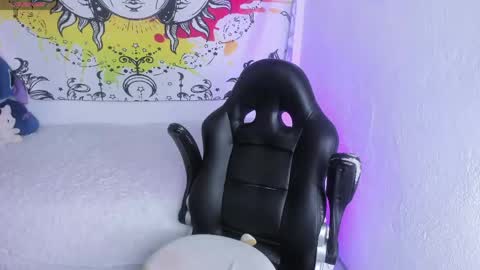 Kati  online show from April 15, 5:20 pm