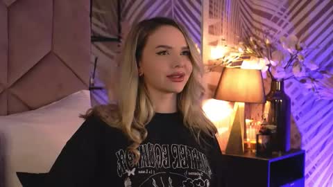 KatJolie online show from February 11, 8:36 pm