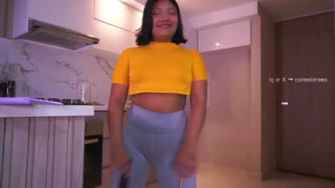 Snapshot of katnees_correa chatting on July 9, 7:45 am Follow me on instagram and twitter as correaktnees online show from July 9, 7:45 am