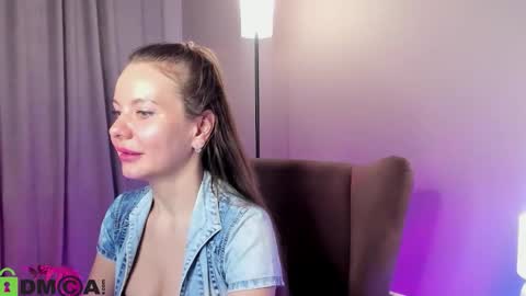 Snapshot of katrina_jones_ chatting on February 9, 3:05 pm katrina_jones_ online show from February 9, 3:05 pm