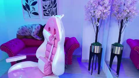 Katrina online show from February 1, 11:31 am