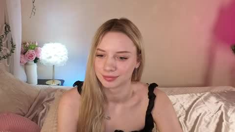 Snapshot of katt_yy chatting on May 20, 5:13 am katt_yy online show from May 20, 5:13 am