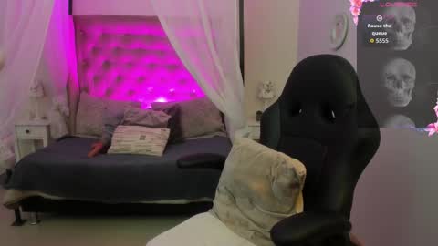 kattarina_ online show from September 12, 10:48 am