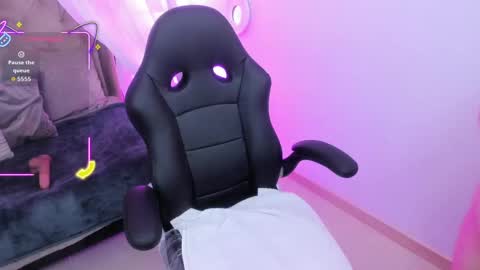 kattarina_ online show from October 9, 1:20 pm
