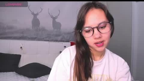 Snapshot of kattarrine_xo chatting on February 5, 12:38 pm Kate online show from February 5, 12:38 pm