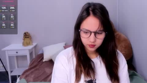 Snapshot of kattarrine_xo chatting on February 14, 9:24 am Kate online show from February 14, 9:24 am