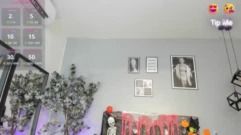 Snapshot of kattejordan chatting on October 19, 3:51 am Katerine online show from October 19, 3:51 am