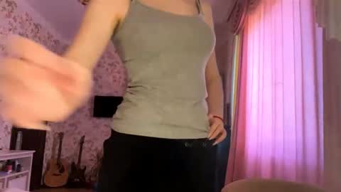 Molly online show from May 13, 5:27 am